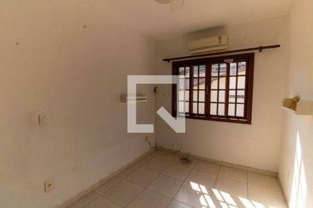 Quarto 2 de casa de condomínio à venda com 3 quartos, 88m² em Itaipu, Niterói