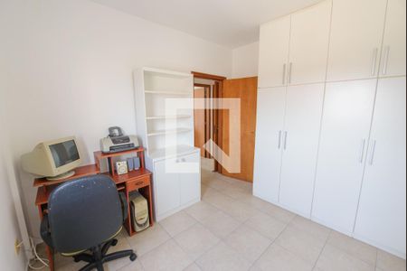 Quarto de apartamento para alugar com 2 quartos, 82m² em Jardim Eulalia, Taubaté