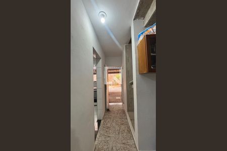 Corredor de casa à venda com 3 quartos, 100m² em Parque Erasmo Assunção, Santo André