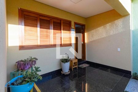Varanda de casa à venda com 3 quartos, 260m² em Alto Caiçaras, Belo Horizonte