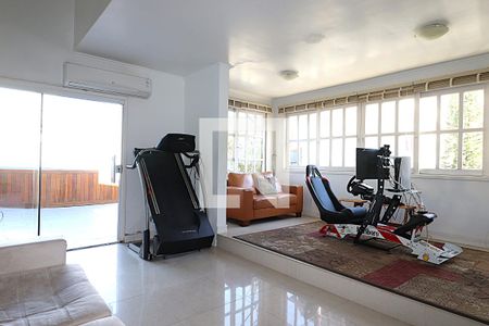 Apartamento à venda com 4 quartos, 196m² em Moinhos de Vento, Porto Alegre