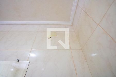 Banheiro social de apartamento à venda com 3 quartos, 91m² em Vila Suíça, Santo André
