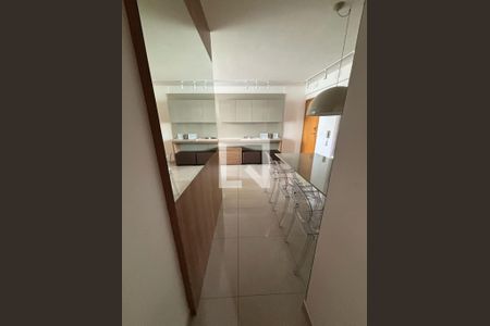 Sala de apartamento à venda com 3 quartos, 79m² em Santa Efigênia, Belo Horizonte