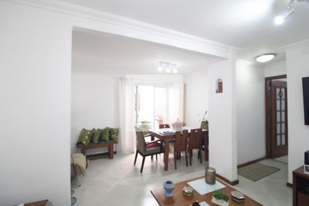 Sala de casa à venda com 5 quartos, 212m² em Jardim Ubirajara, São Paulo