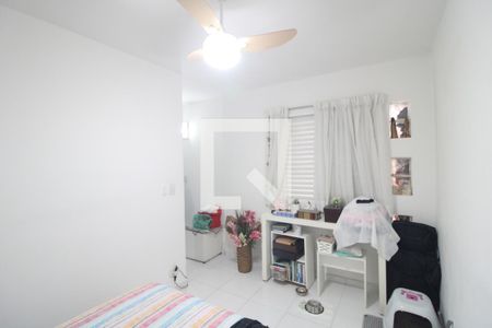 Quarto 2 de casa à venda com 5 quartos, 212m² em Jardim Ubirajara, São Paulo