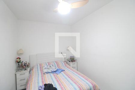 Quarto 2 de casa à venda com 5 quartos, 212m² em Jardim Ubirajara, São Paulo