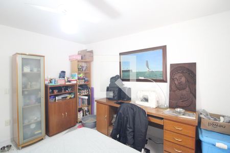 Quarto 1 de casa à venda com 5 quartos, 212m² em Jardim Ubirajara, São Paulo