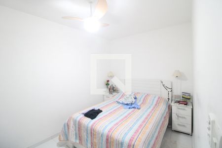 Quarto 2 de casa à venda com 5 quartos, 212m² em Jardim Ubirajara, São Paulo