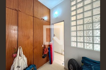 Quarto 1 de apartamento à venda com 1 quarto, 40m² em Copacabana, Rio de Janeiro