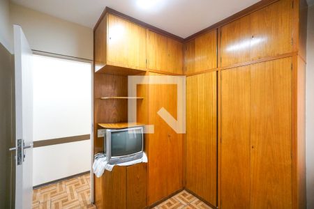 Casa 1 - Quarto 1 de casa à venda com 6 quartos, 450m² em Penha de França, São Paulo