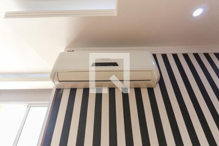 Sala de apartamento à venda com 2 quartos, 49m² em Itaquera, São Paulo