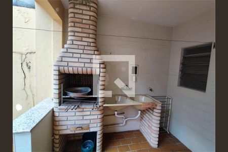 Casa à venda com 3 quartos, 168m² em Vila Cordeiro, São Paulo