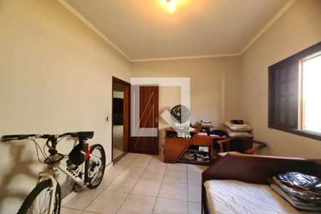 Quarto 1 de casa para alugar com 3 quartos, 200m² em Jardim Vila Formosa, São Paulo