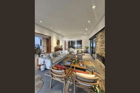 Casa à venda com 4 quartos, 300m² em Vila Inah, São Paulo