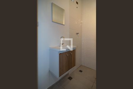 Banheiro  de kitnet/studio à venda com 1 quarto, 30m² em Centro Histórico de São Paulo, São Paulo