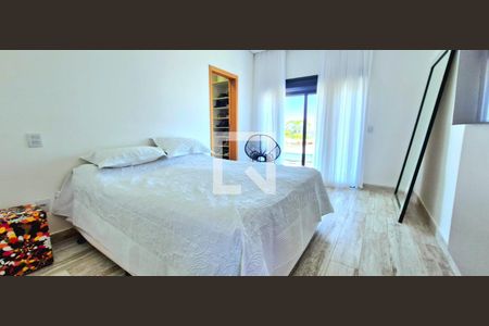 Suíte de casa de condomínio à venda com 3 quartos, 360m² em Flamboyant, Lagoa Santa