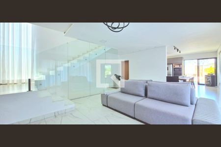 Sala de casa de condomínio à venda com 3 quartos, 360m² em Flamboyant, Lagoa Santa