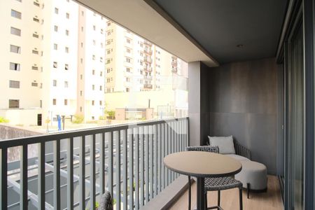 Varanda de kitnet/studio para alugar com 1 quarto, 38m² em Vila Gomes Cardim, São Paulo