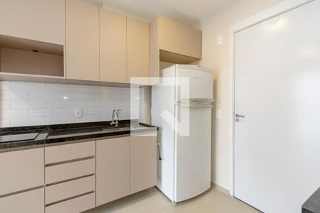 Sala/Cozinha de apartamento à venda com 1 quarto, 27m² em Campo Belo, São Paulo