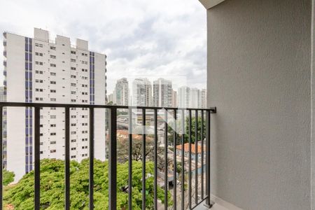 Varanda da Sala/Cozinha de apartamento à venda com 1 quarto, 27m² em Campo Belo, São Paulo