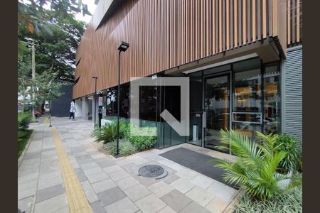 Fachada e portaria de apartamento para alugar com 3 quartos, 133m² em Vila Gumercindo, São Paulo