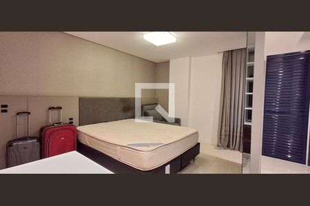 Suíte 1 de apartamento para alugar com 2 quartos, 129m² em Centro, Florianópolis