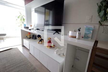 Sala de apartamento à venda com 3 quartos, 88m² em Vila Eldizia, Santo André