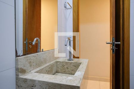 Lavabo de casa à venda com 3 quartos, 220m² em Olímpico, São Caetano do Sul