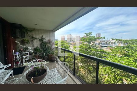 Varanda de apartamento à venda com 4 quartos, 136m² em Barra da Tijuca, Rio de Janeiro