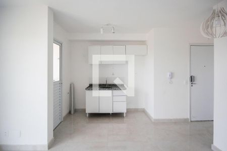 Sala/Cozinha de apartamento para alugar com 2 quartos, 42m² em Vila Brasilandia, São Paulo