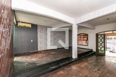 Sala de casa à venda com 3 quartos, 280m² em Penha Circular, Rio de Janeiro