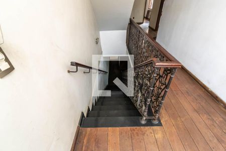 Escada de casa à venda com 3 quartos, 280m² em Penha Circular, Rio de Janeiro