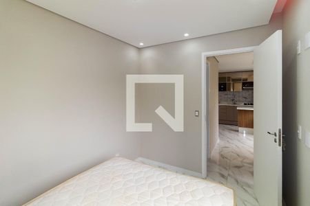 Quarto 1 de apartamento para alugar com 2 quartos, 35m² em Cidade Satelite Santa Barbara, São Paulo