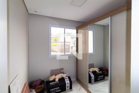 Quarto 2 de apartamento para alugar com 2 quartos, 35m² em Cidade Satelite Santa Barbara, São Paulo