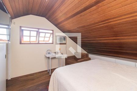 Banheiro 2 de casa de condomínio à venda com 2 quartos, 65m² em Ipanema, Porto Alegre