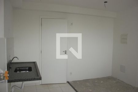 Sala/Cozinha de apartamento à venda com 2 quartos, 35m² em Vila Galvão, Guarulhos