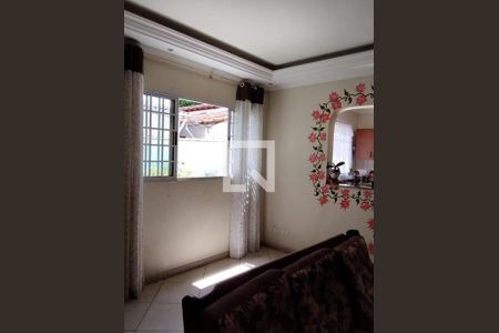 Casa à venda com 4 quartos, 252m² em Vila das Merces, São Paulo