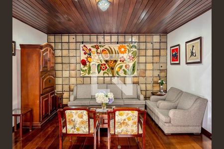 Casa à venda com 4 quartos, 420m² em Aclimação, São Paulo