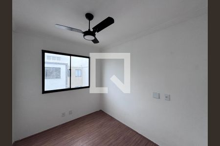 Quarto 1 de apartamento para alugar com 2 quartos, 48m² em Recreio dos Bandeirantes, Rio de Janeiro