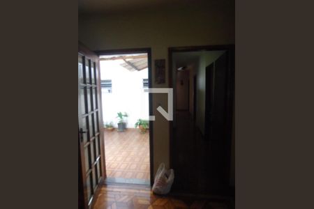 Casa à venda com 4 quartos, 350m² em Cidade Ademar, São Paulo