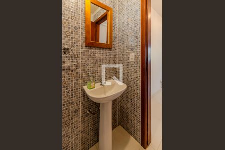 Lavabo de casa à venda com 2 quartos, 77m² em Hípica, Porto Alegre