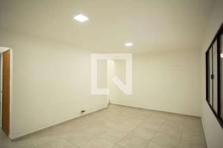 Sala de casa à venda com 2 quartos, 100m² em São Domingos, São Paulo