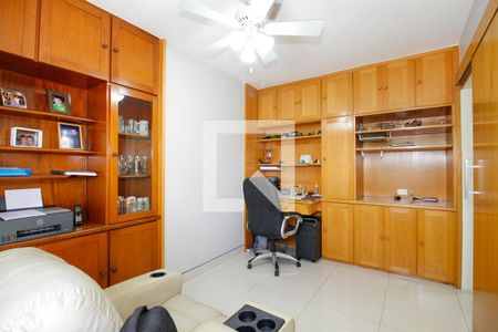Quarto 1 de apartamento à venda com 3 quartos, 135m² em Sumarezinho, São Paulo