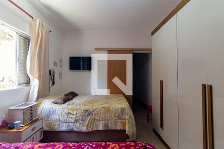 Quarto 1  de casa à venda com 1 quarto, 140m² em Sapopemba, São Paulo