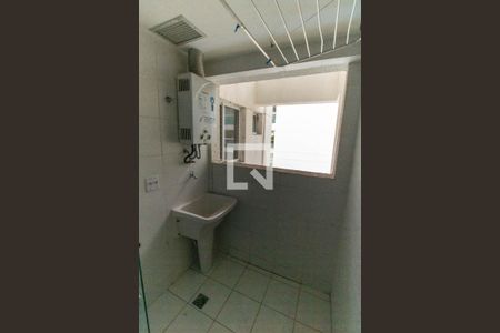 Cozinha e Área de Serviço de apartamento à venda com 2 quartos, 75m² em Itaipu, Niterói
