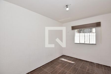 Quarto 2 de casa para alugar com 2 quartos, 70m² em Vila Tramontano, São Paulo
