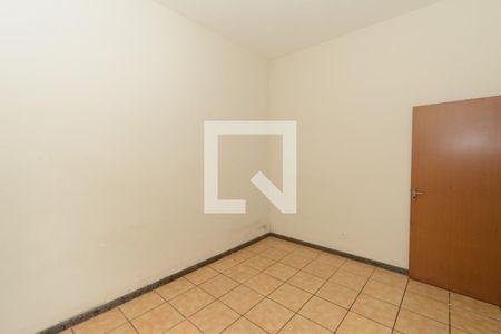 Quarto 1 de casa para alugar com 3 quartos, 464m² em Jardim Industrial, Contagem