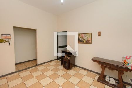 Sala de casa para alugar com 3 quartos, 464m² em Jardim Industrial, Contagem