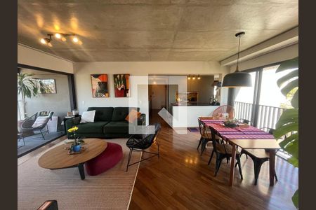 Sala de apartamento à venda com 3 quartos, 125m² em Vila Ipojuca, São Paulo