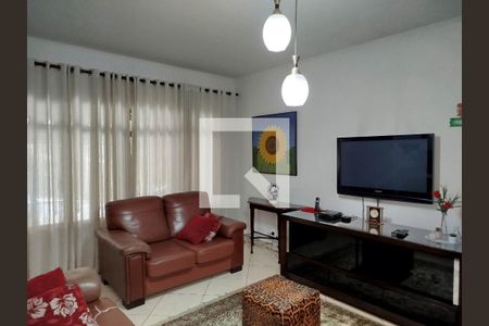 Sala de casa à venda com 4 quartos, 137m² em Vila Carrão, São Paulo